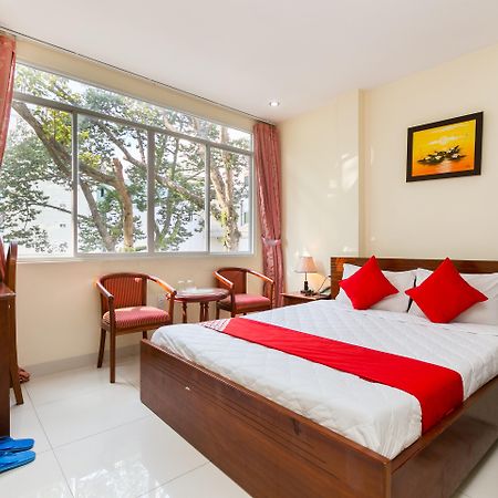 Oyo 422 Nguyen Thanh Hotel Cidade de Ho Chi Minh Exterior foto