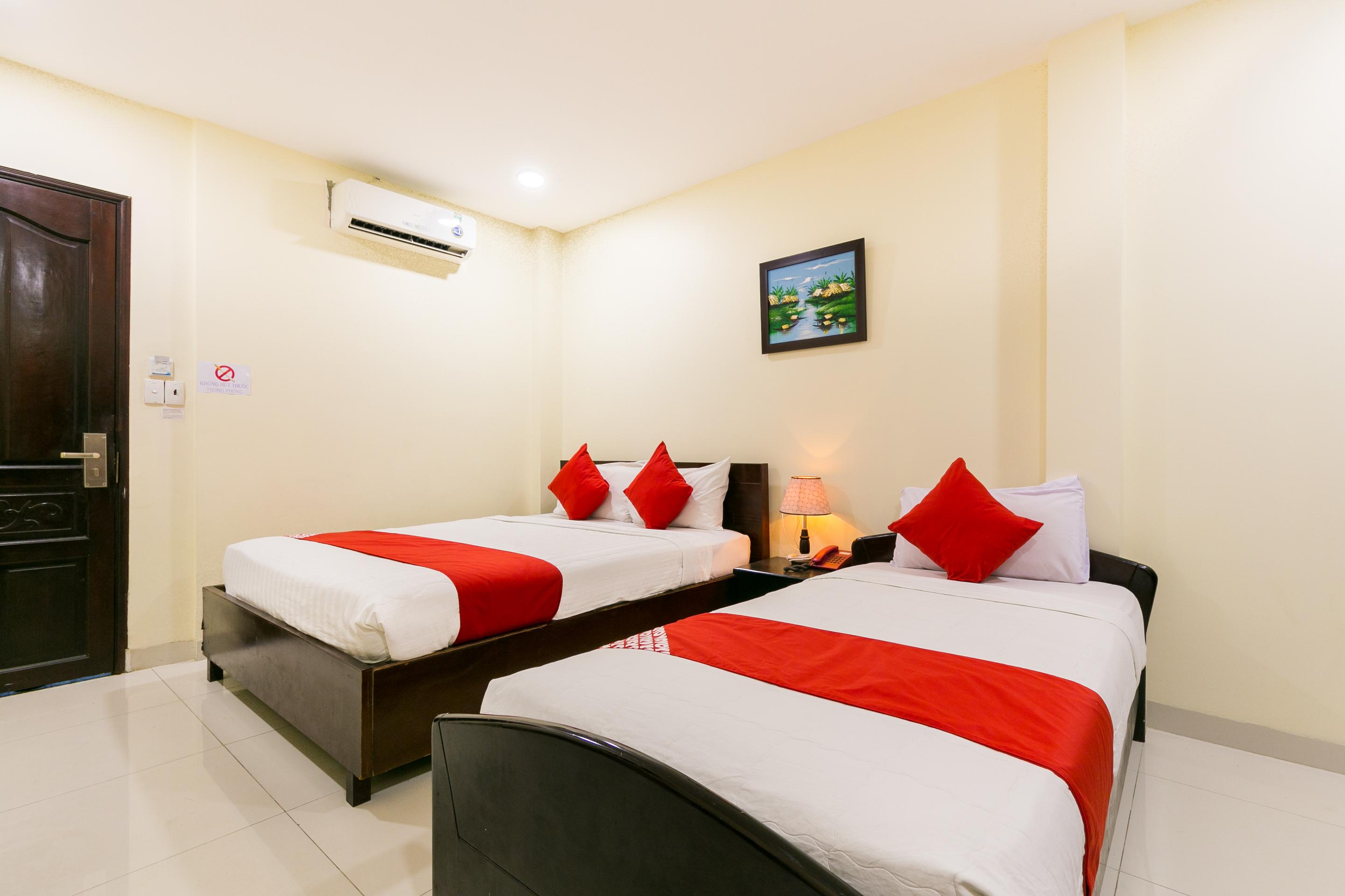 Oyo 422 Nguyen Thanh Hotel Cidade de Ho Chi Minh Exterior foto